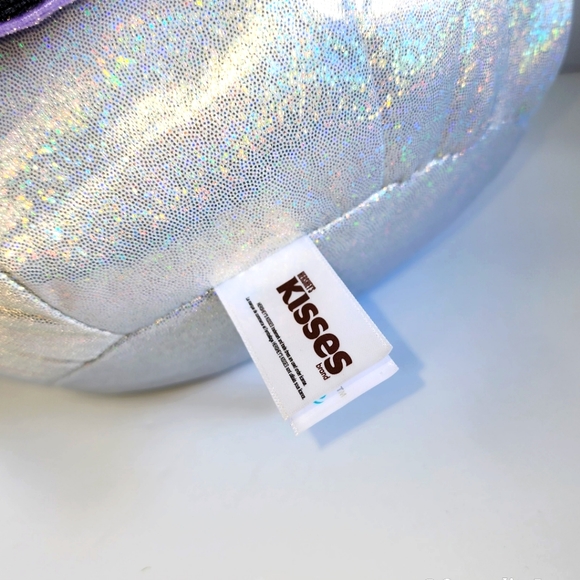 🎃 WAYLEE 🧛‍♂️ Kisses Vampire Hersheys X Squishmallow Halloween Candy Squad NWT - Picture 8 of 10